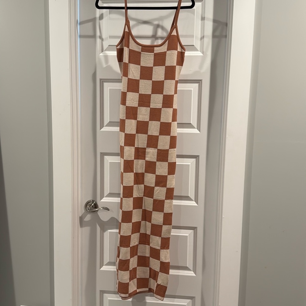 Checkered fitted dress